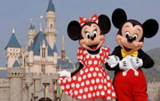 Mickey And Minnie At Disneyland