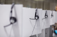 headphones-hanging-techsupport