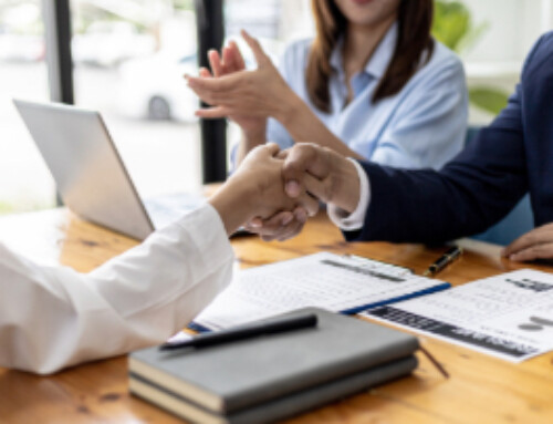 Recruiting in times of Unrest