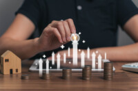 Savings for investing in business. The concept of setting goals for savings. Setting goals for fixed deposits with banks. The concept of insurance for savings limits.