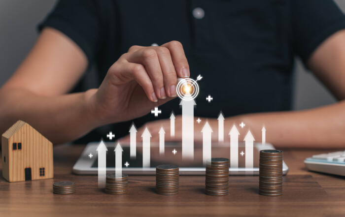 Savings for investing in business. The concept of setting goals for savings. Setting goals for fixed deposits with banks. The concept of insurance for savings limits.